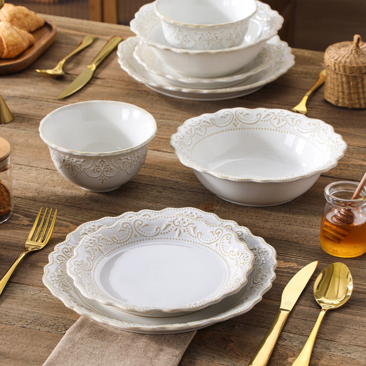 MALACASA 16 or 32 Piece Dinner Sets