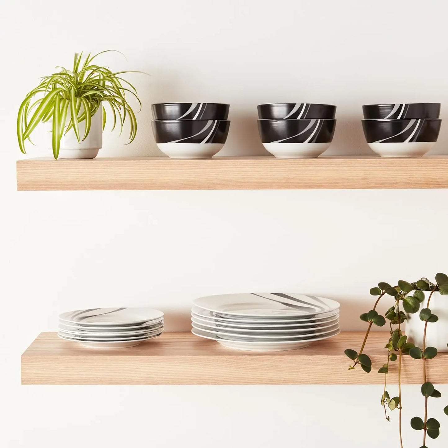 18-Piece Dinnerware Set for 6